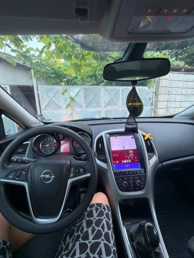 Opel Astra 1, 4turbo, снимка 2
