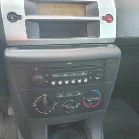 Citroen C4 1.4i Газ/Бензин, снимка 12
