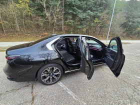BMW i7 xDrive60, HUD, Theater - 75500 € / 147665.17 лв. - 96150045 12