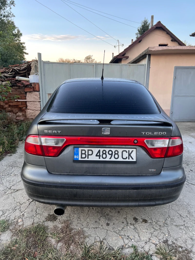 Seat Toledo, снимка 4 - Автомобили и джипове - 47656916