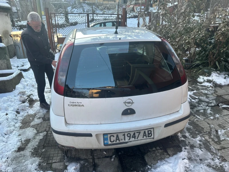 Opel Corsa 1.0 кубика, снимка 3 - Автомобили и джипове - 49290826