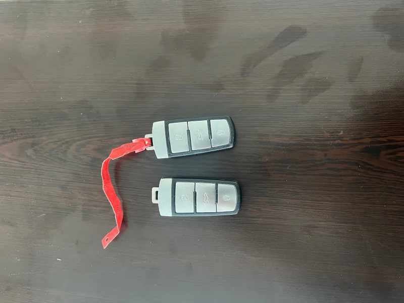 VW Passat 2.0TDI, снимка 14 - Автомобили и джипове - 51731822