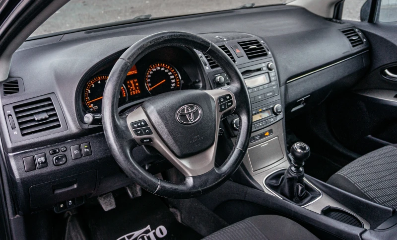 Toyota Avensis 1.8 VVT-i | С ГАРАНЦИЯ , снимка 7 - Автомобили и джипове - 51742665