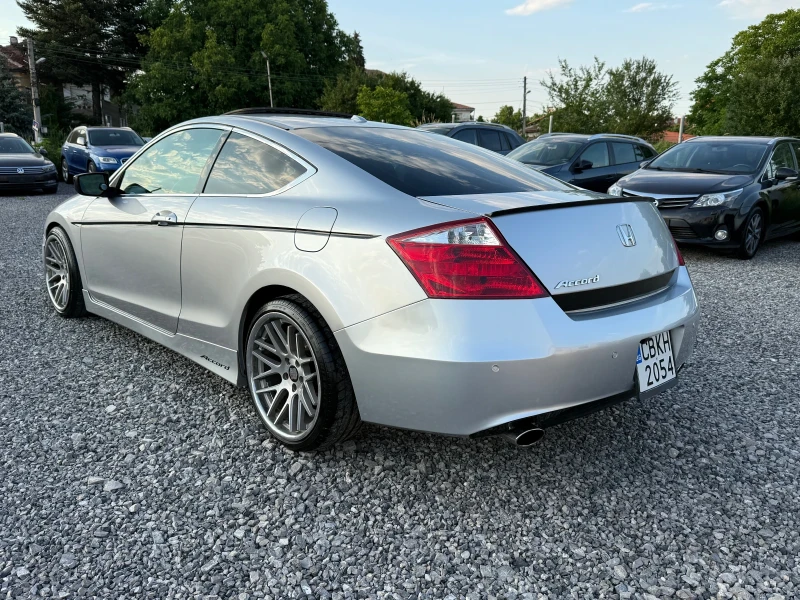 Honda Accord Coupe 2.4 i-VTEC(201 кс)Hави/Камера/Bluetooth/Кожа, снимка 5 - Автомобили и джипове - 51820153