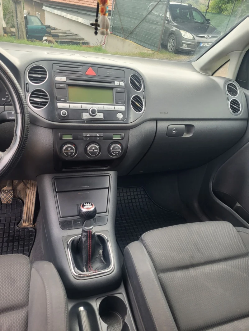 VW Golf Plus, снимка 9 - Автомобили и джипове - 52020927