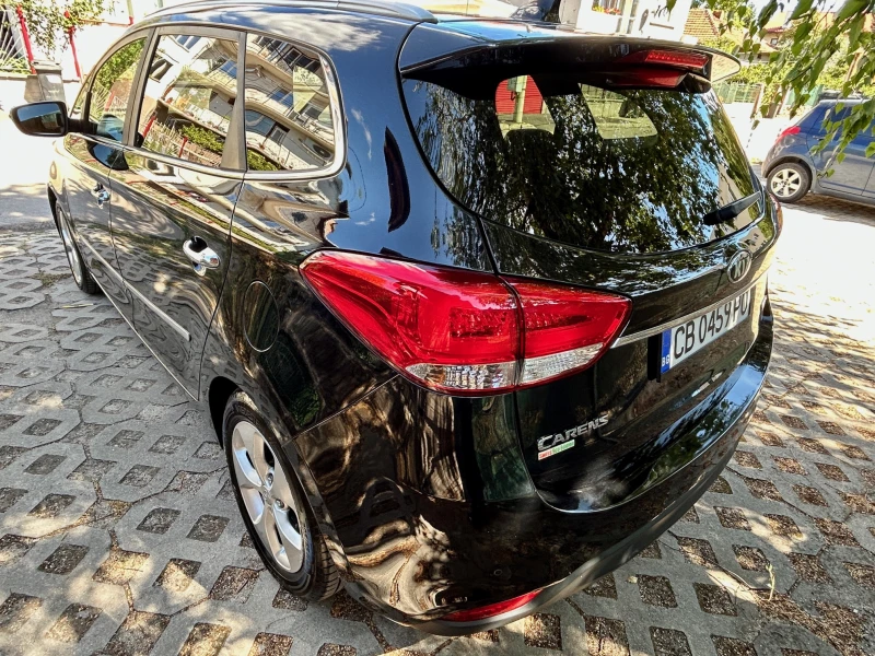 Kia Carens 1.7CRDi Swiss, снимка 3 - Автомобили и джипове - 52370590