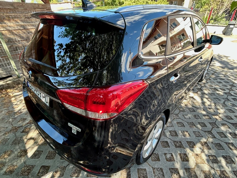 Kia Carens 1.7CRDi Swiss, снимка 4 - Автомобили и джипове - 52370590