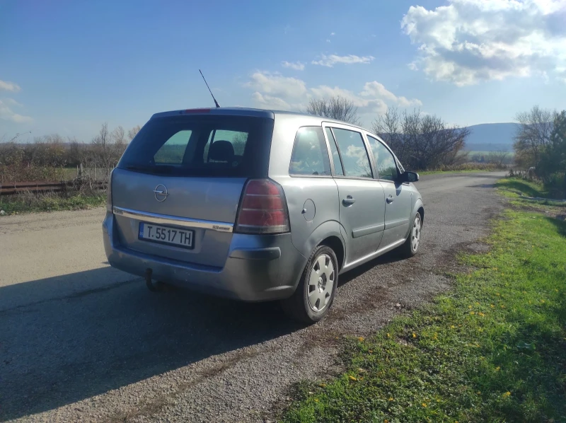 Opel Zafira, снимка 4 - Автомобили и джипове - 52501828