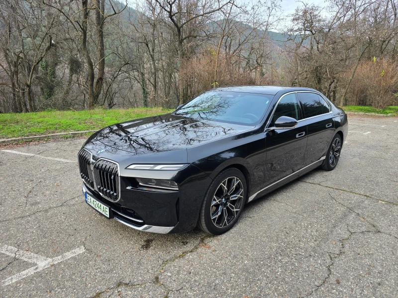 BMW i7 xDrive60, HUD, Theater, снимка 4 - Автомобили и джипове - 52633909