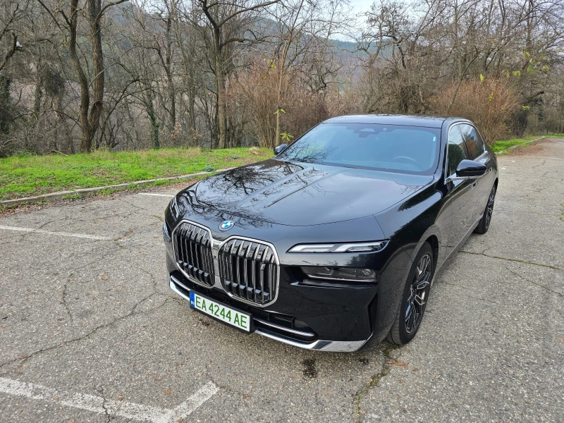 BMW i7 xDrive60, HUD, Theater