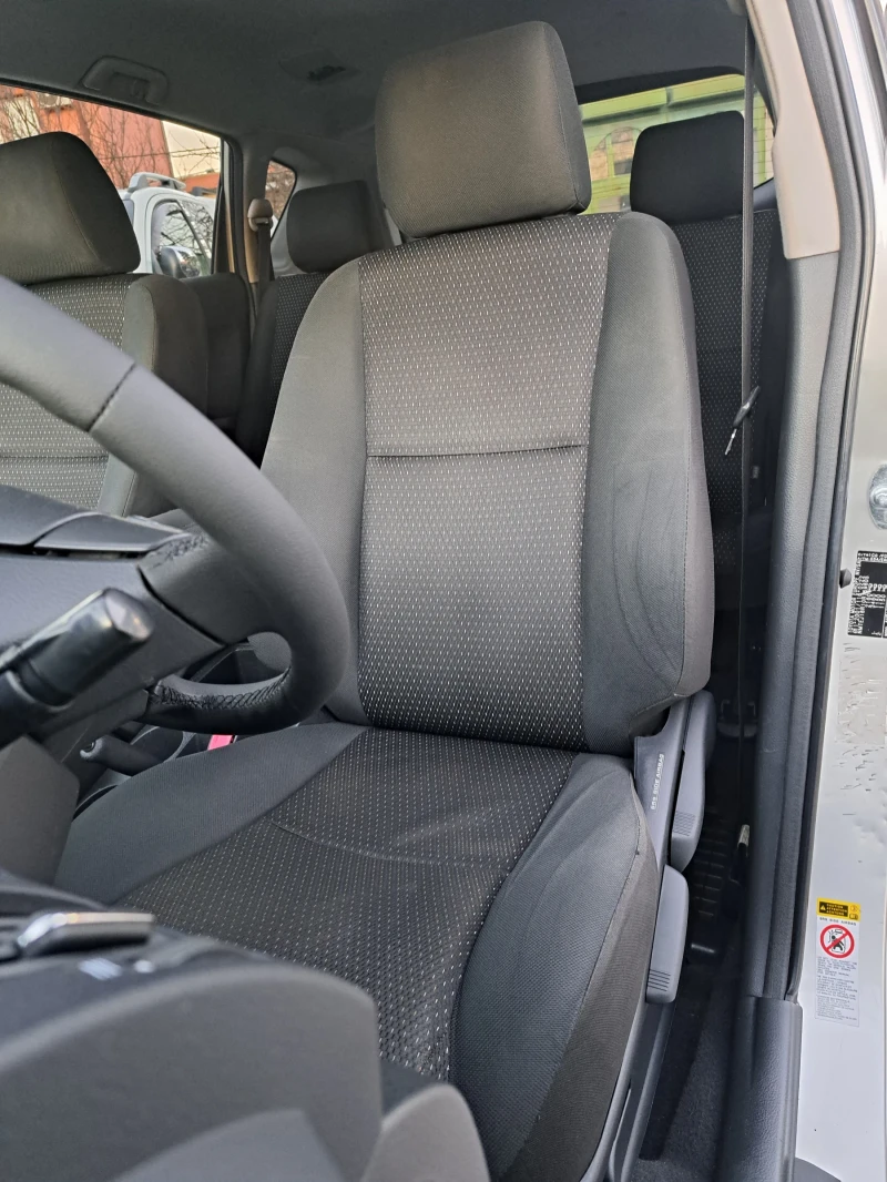 Toyota Corolla verso 2.2 D4D 136p.s , снимка 8 - Автомобили и джипове - 52745493