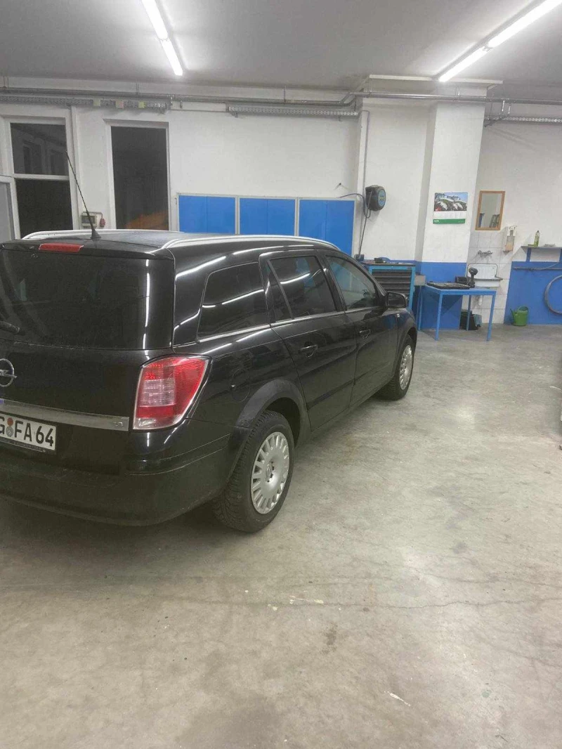 Opel Astra, снимка 2 - Автомобили и джипове - 52806005