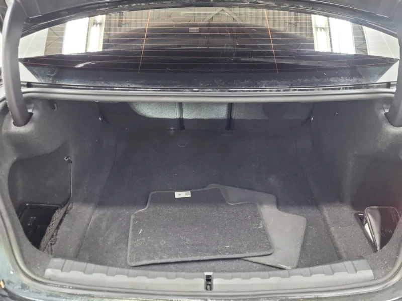 BMW 330 * 330I XDRIVE * CARFAX * , снимка 17 - Автомобили и джипове - 52814638