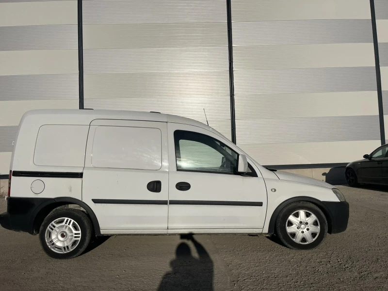 Opel Combo D, снимка 2 - Автомобили и джипове - 53075012