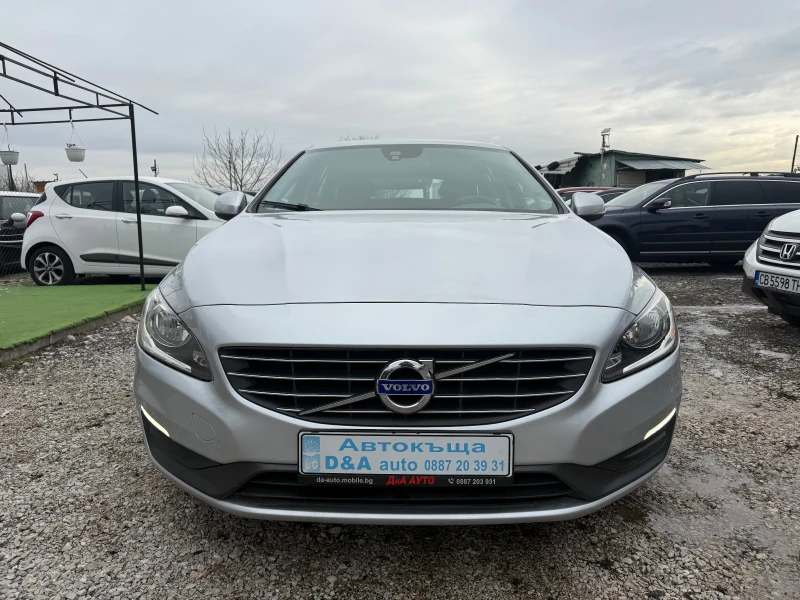 Volvo V60 2.0D3 136коня, снимка 10 - Автомобили и джипове - 53090234