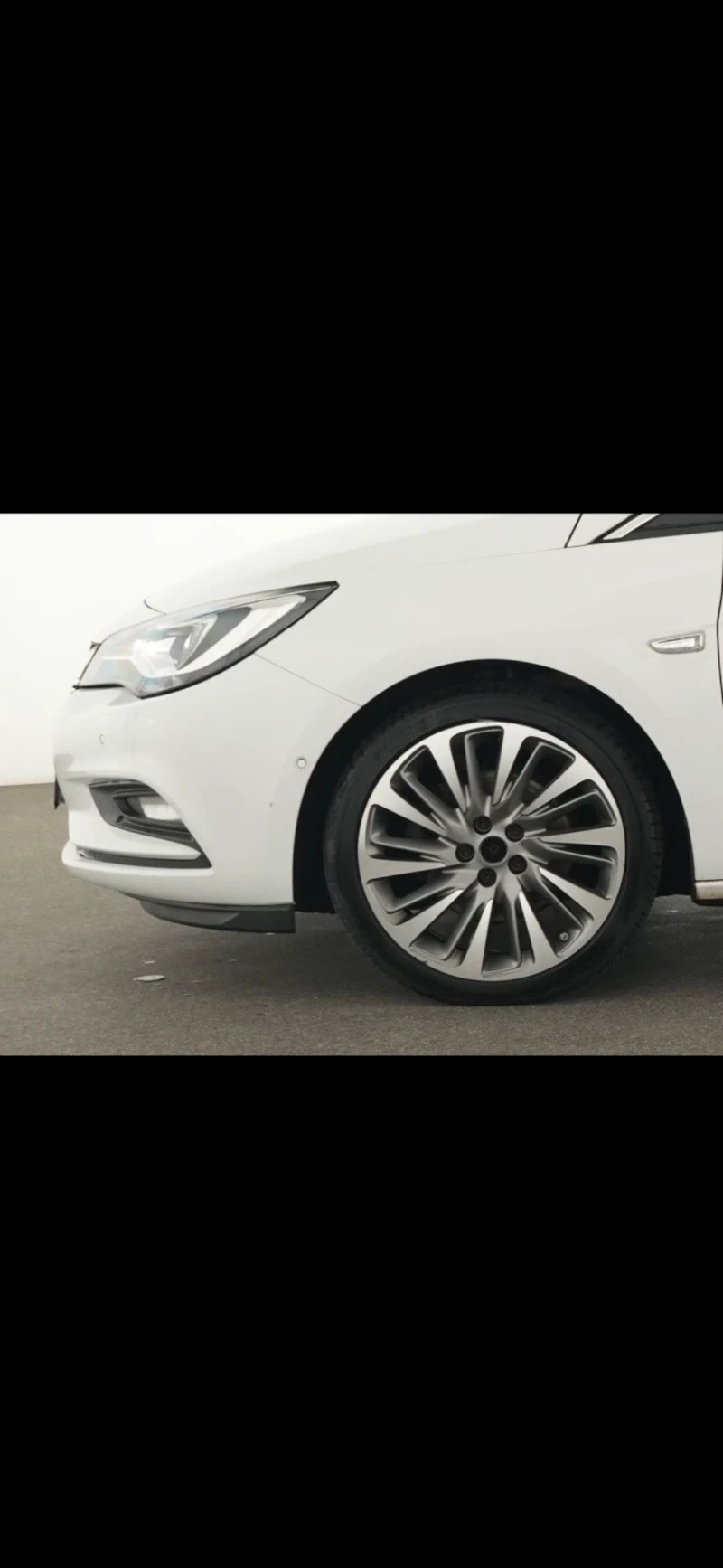 Opel Astra 1.6 CDTI, снимка 12 - Автомобили и джипове - 53214372