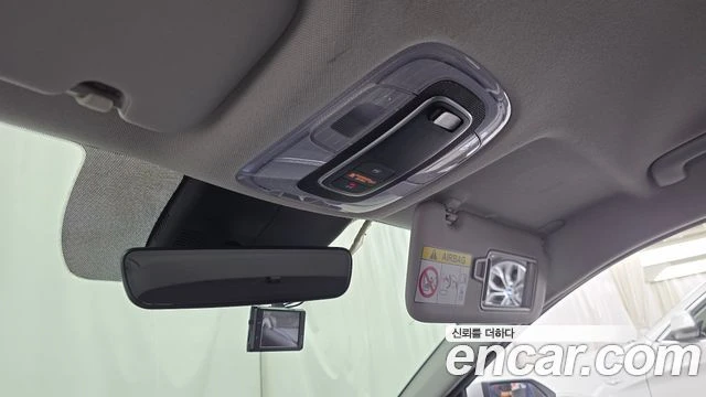 Hyundai Elantra, снимка 17 - Автомобили и джипове - 56082550