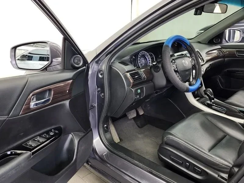 Honda Accord, снимка 10 - Автомобили и джипове - 56690512