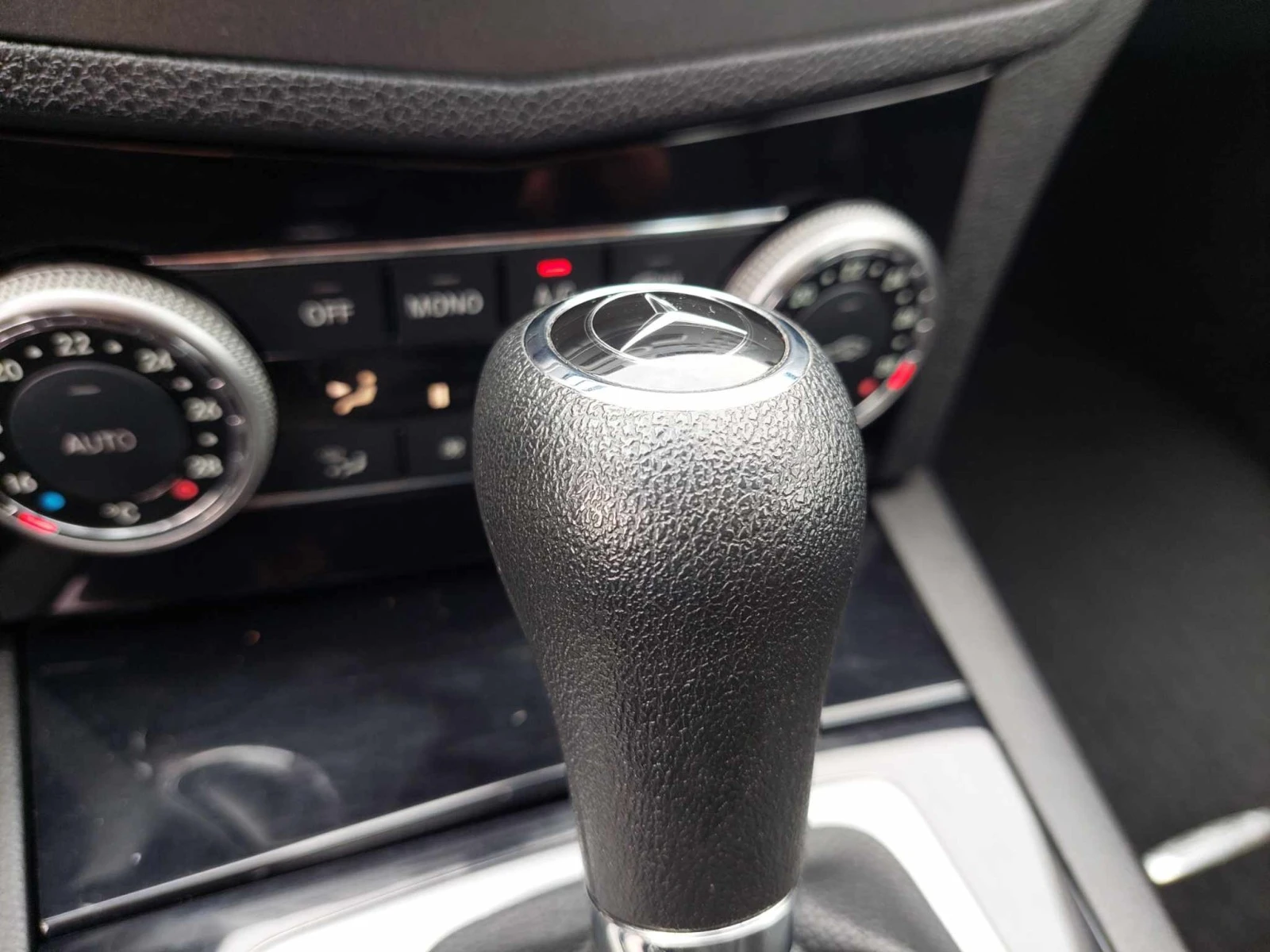 Mercedes-Benz C 180 i 156ps AUTOMATIC | Mobile.bg   11