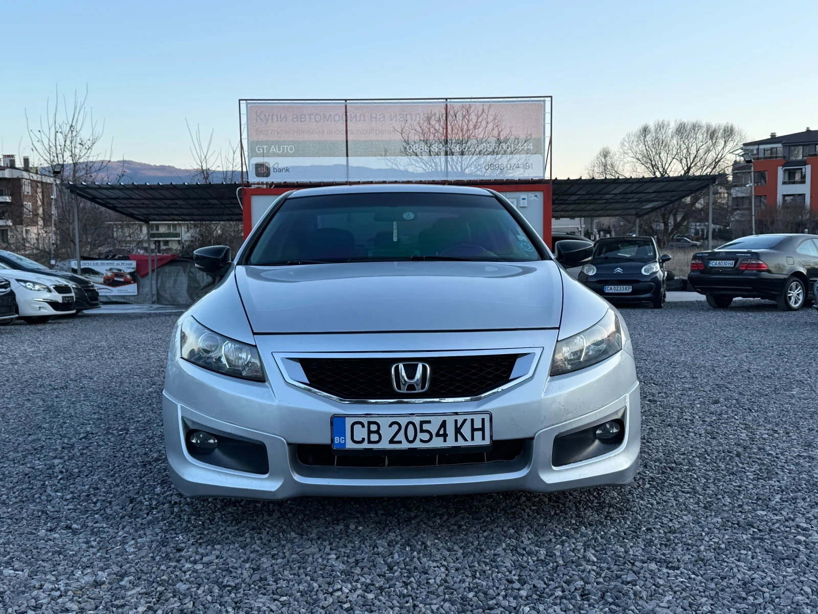 Honda Accord Coupe 2.4 i-VTEC(201 кс)Hави/Камера/Bluetooth/Кожа - изображение 2