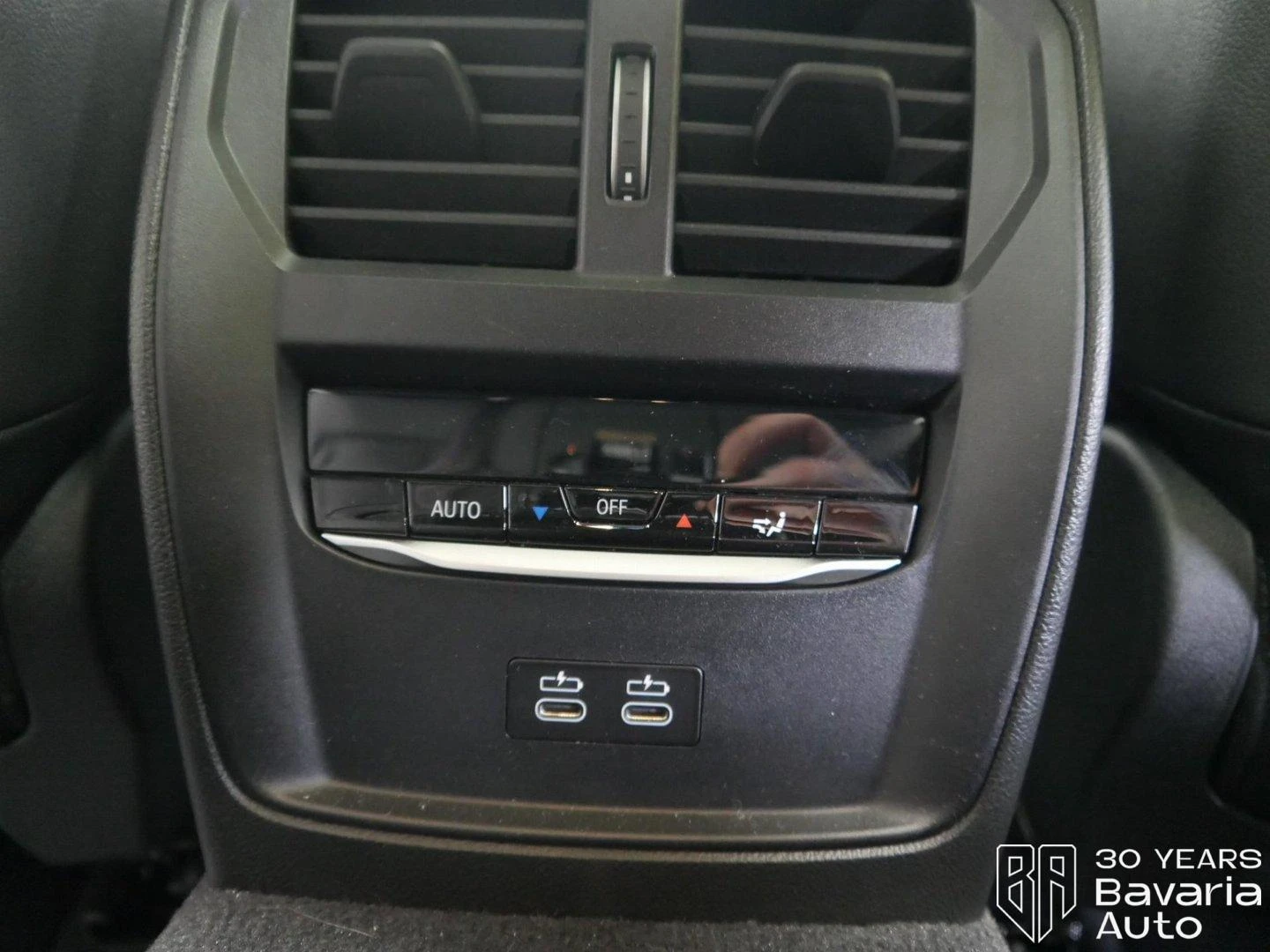 BMW 330 e Touring M Sport Paket Sportautomatic | Mobile.bg   15