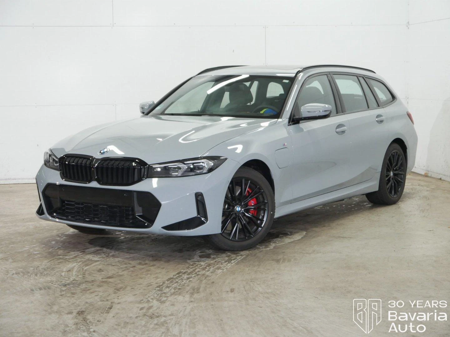 BMW 330 e Touring M Sport Paket Sportautomatic | Mobile.bg   1