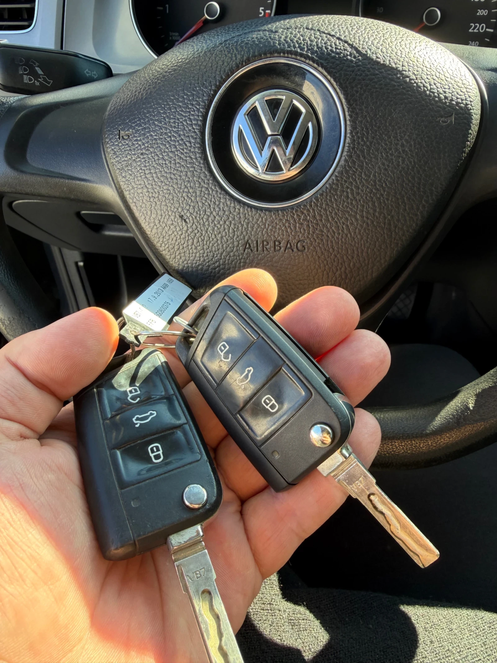 VW Golf 7 1.6 TDi - изображение 10