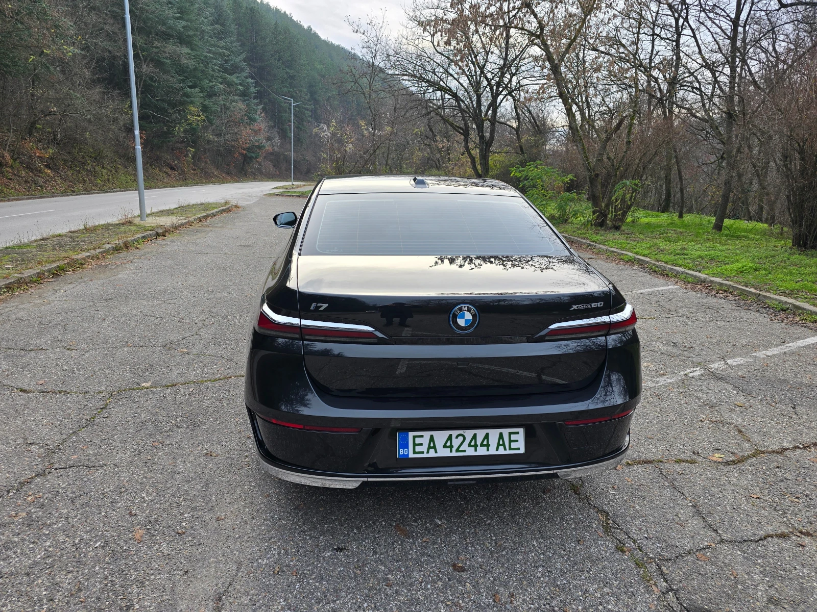 BMW i7 xDrive60, HUD, Theater - изображение 7