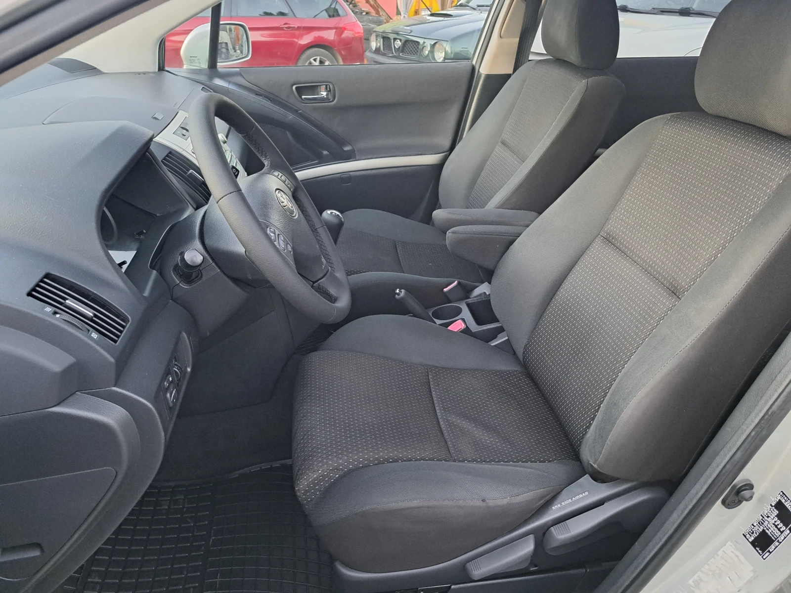 Toyota Corolla verso 2.2 D4D 136p.s FACE. TOP | Mobile.bg � ����������� 7