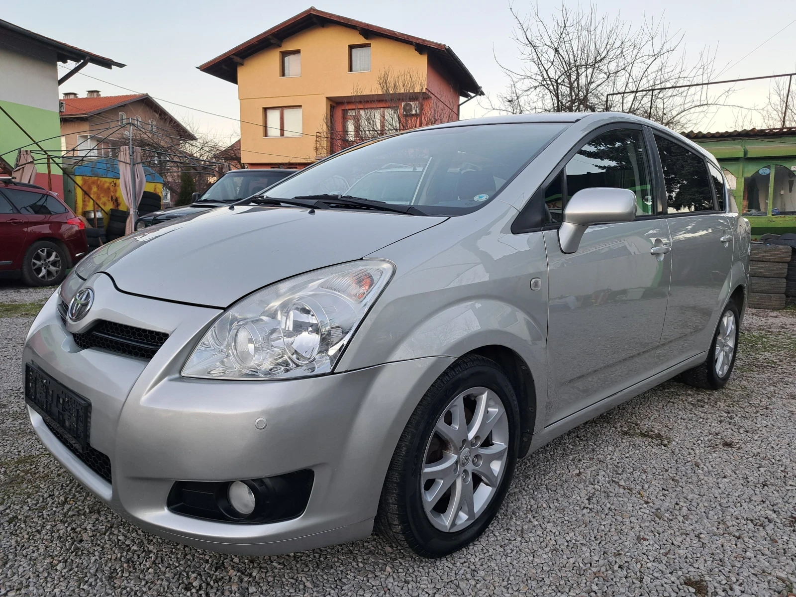 Toyota Corolla verso 2.2 D4D 136p.s FACE. TOP | Mobile.bg � ����������� 1