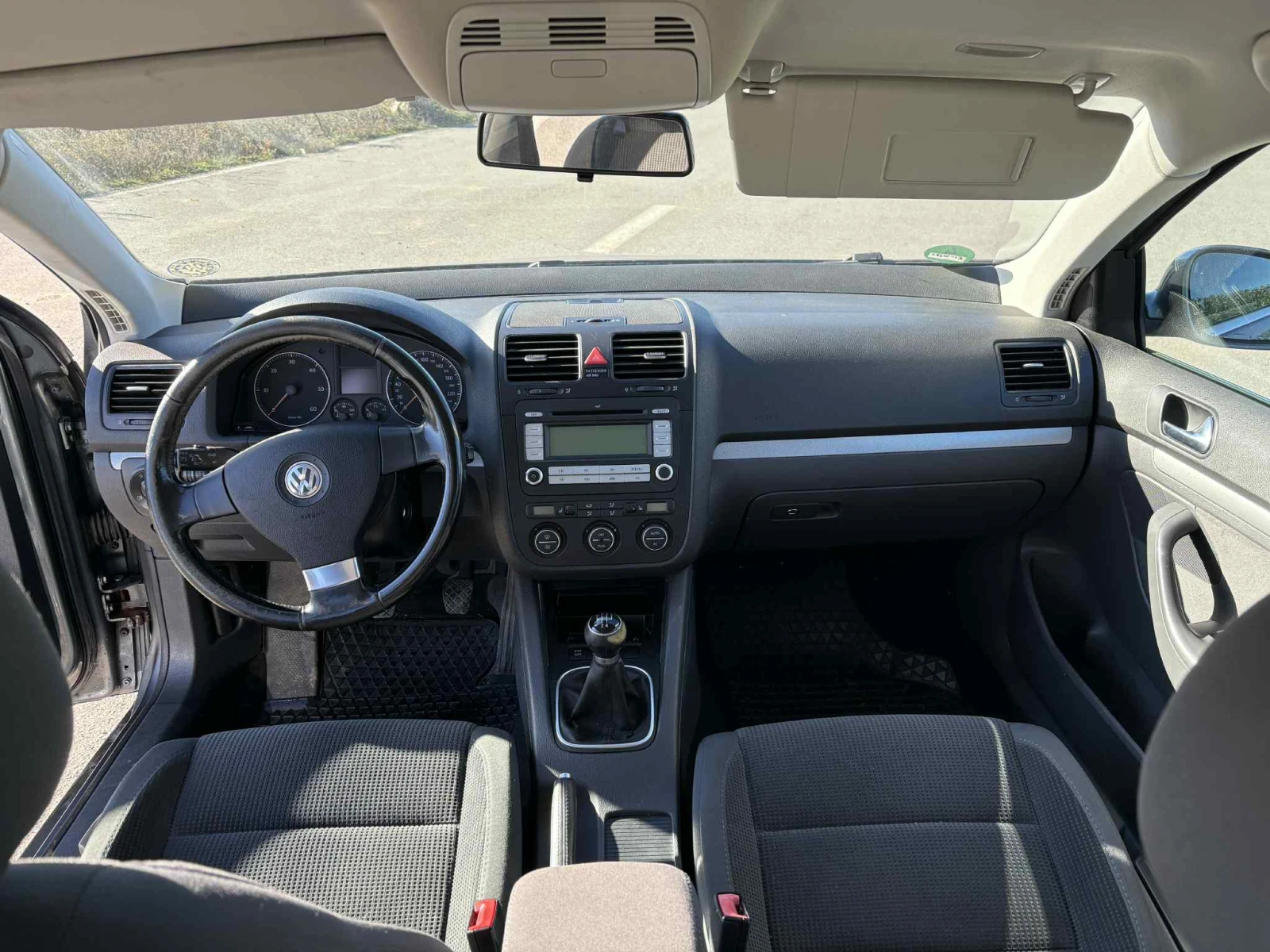 VW Golf  - изображение 9