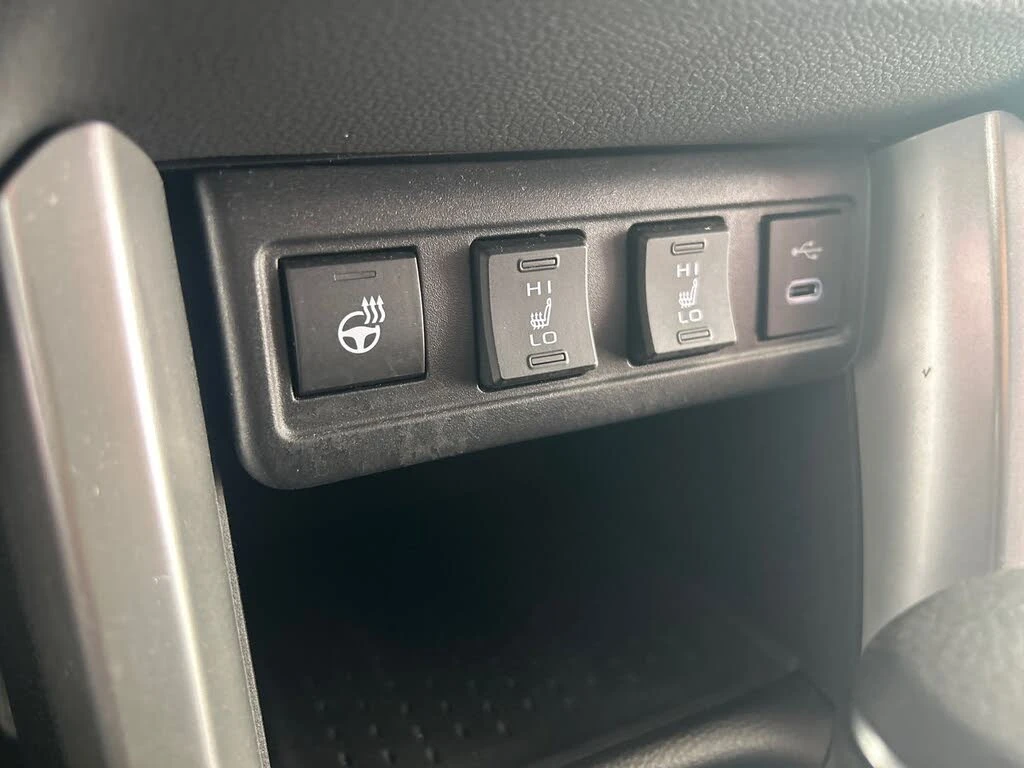 Toyota Corolla Cross  LE* FWD* ����������* (���� �� ��) | Mobile.bg � ����������� 17