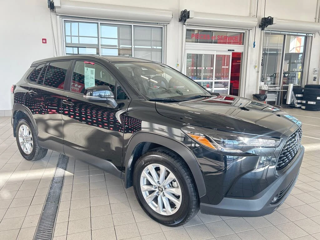 Toyota Corolla Cross  LE* FWD* АвтоКредит* (ЦЕНА ДО БГ) - изображение 3