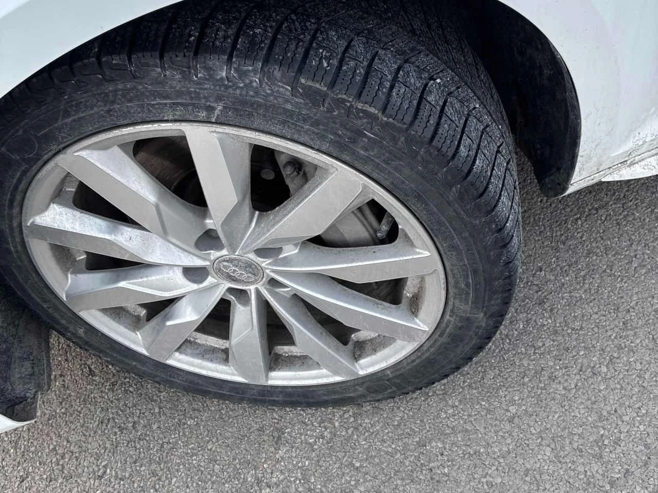 Audi A4  Komfort /CARFAX/Панорама/Памет/Подгрев/Клип - изображение 7