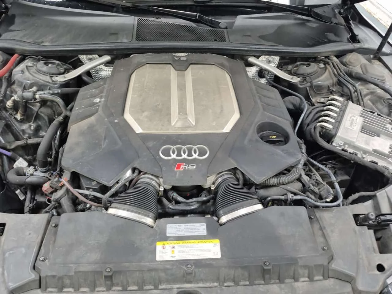 Audi Rs7 * 4.0 TFSI QUATTRO * CARFAX * ЦЕНА ДО БГ, снимка 17 - Автомобили и джипове - 54125323