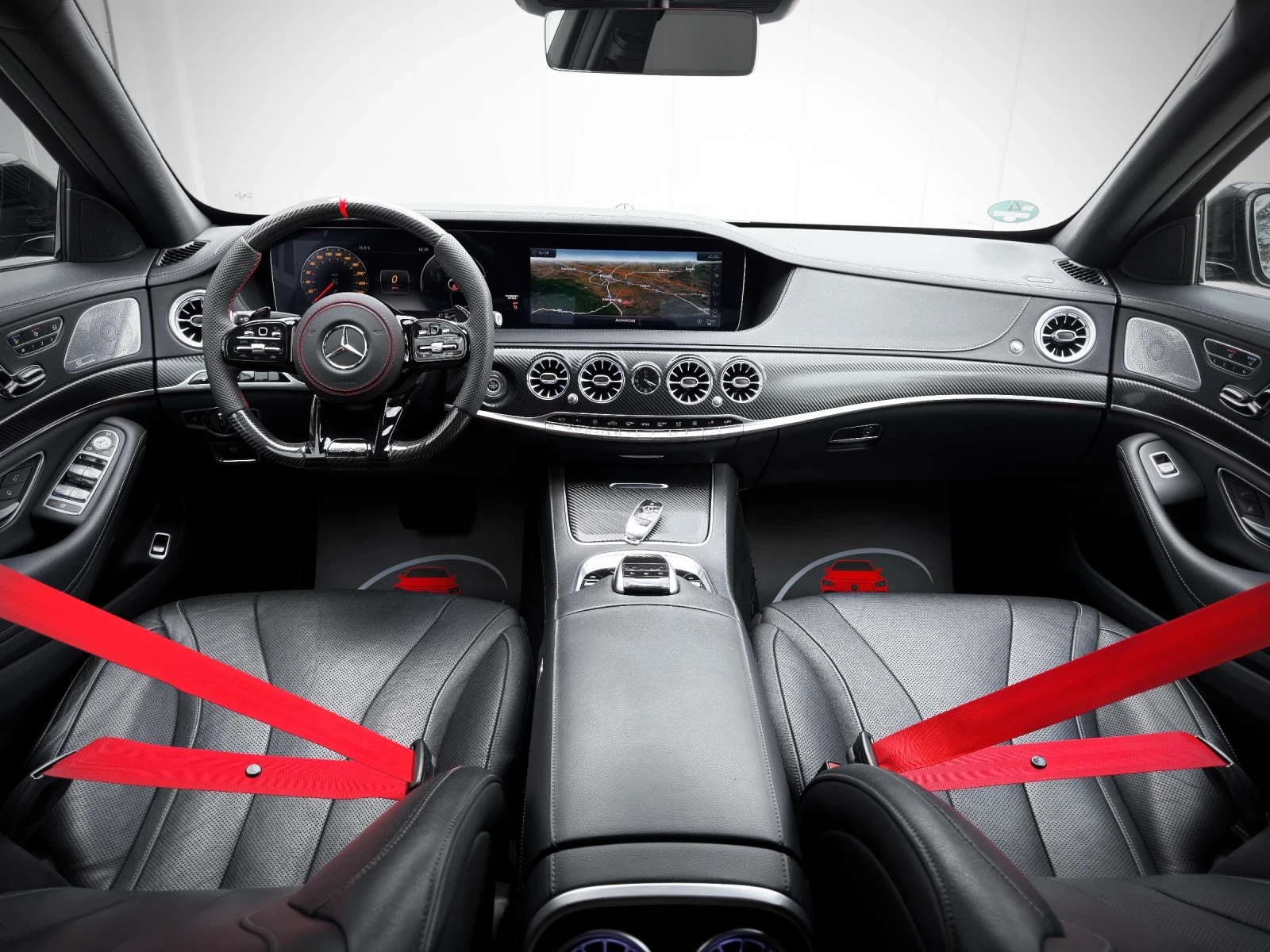 Mercedes-Benz S 350 S63 AMG/ 4MATIC/ PANO/ 9G/ CARBON/ 3xTV/, снимка 9 - Автомобили и джипове - 54182679