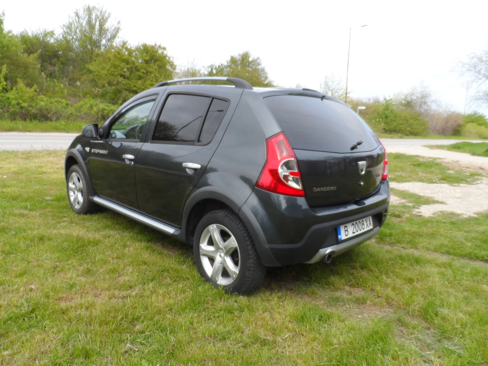 Dacia Sandero, снимка 4 - Автомобили и джипове - 54359934