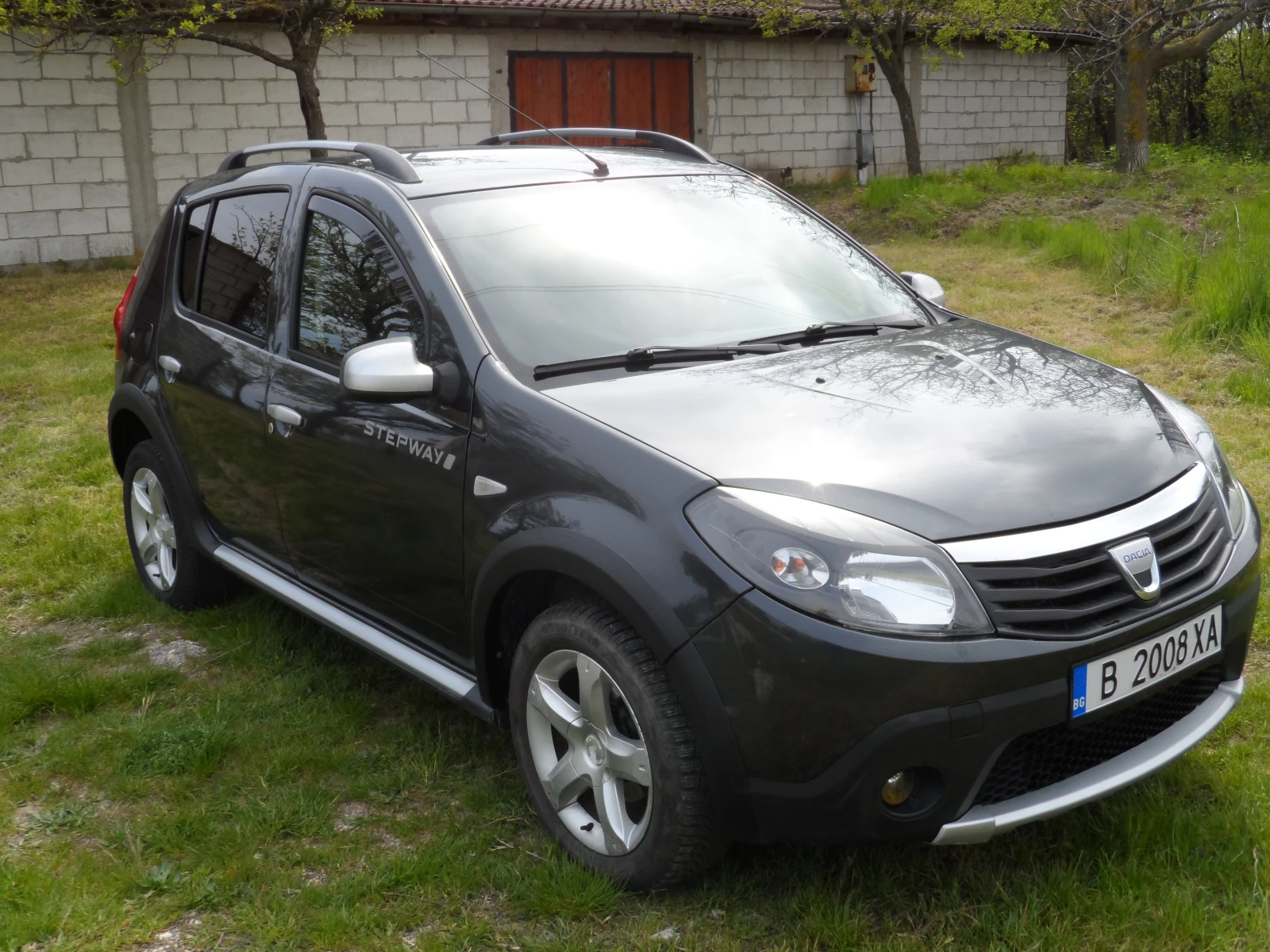 Dacia Sandero, снимка 8 - Автомобили и джипове - 54359934