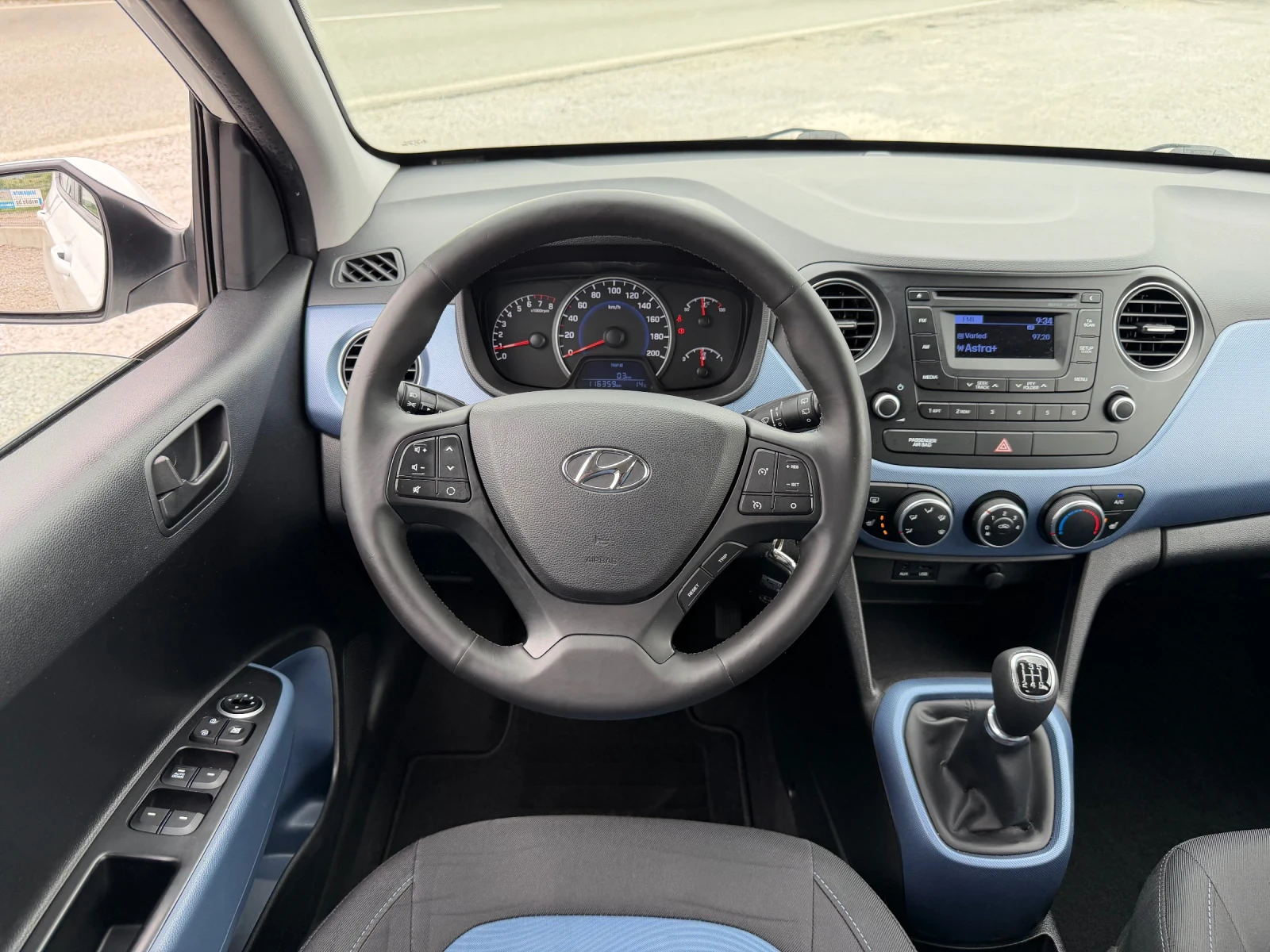 Hyundai I10 1.0i TUV COC SERVICE BOOK, снимка 12 - Автомобили и джипове - 54448840