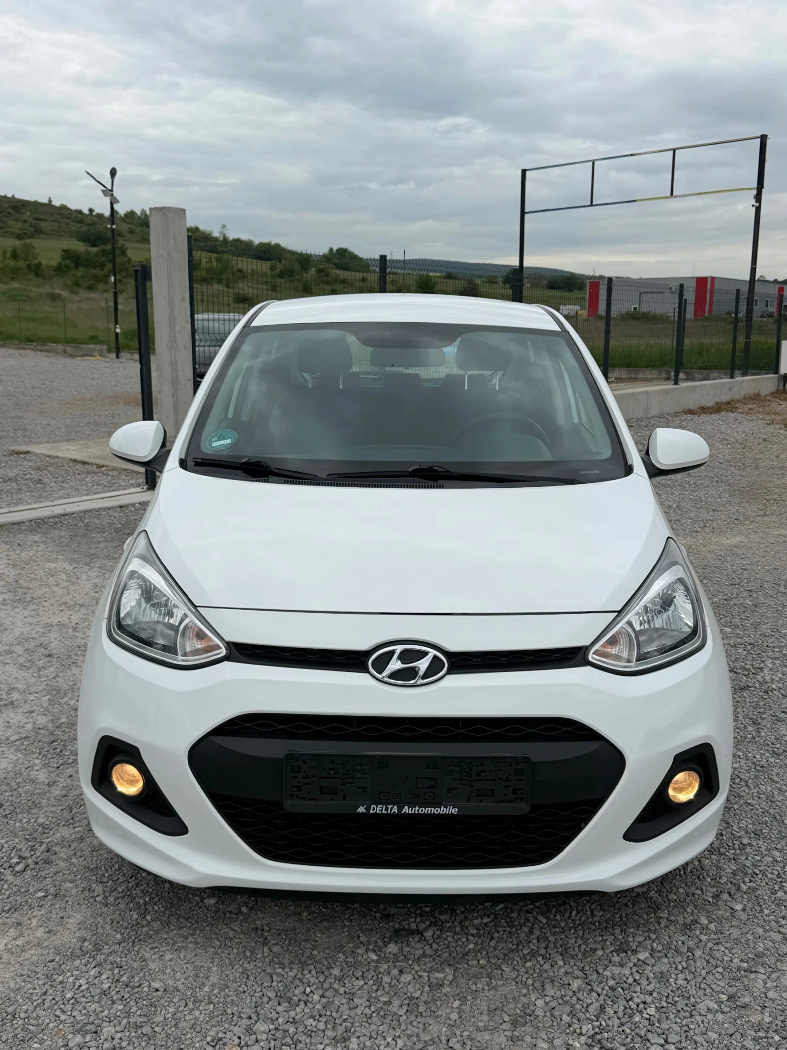 Hyundai I10 1.0i TUV COC SERVICE BOOK, снимка 3 - Автомобили и джипове - 54448840