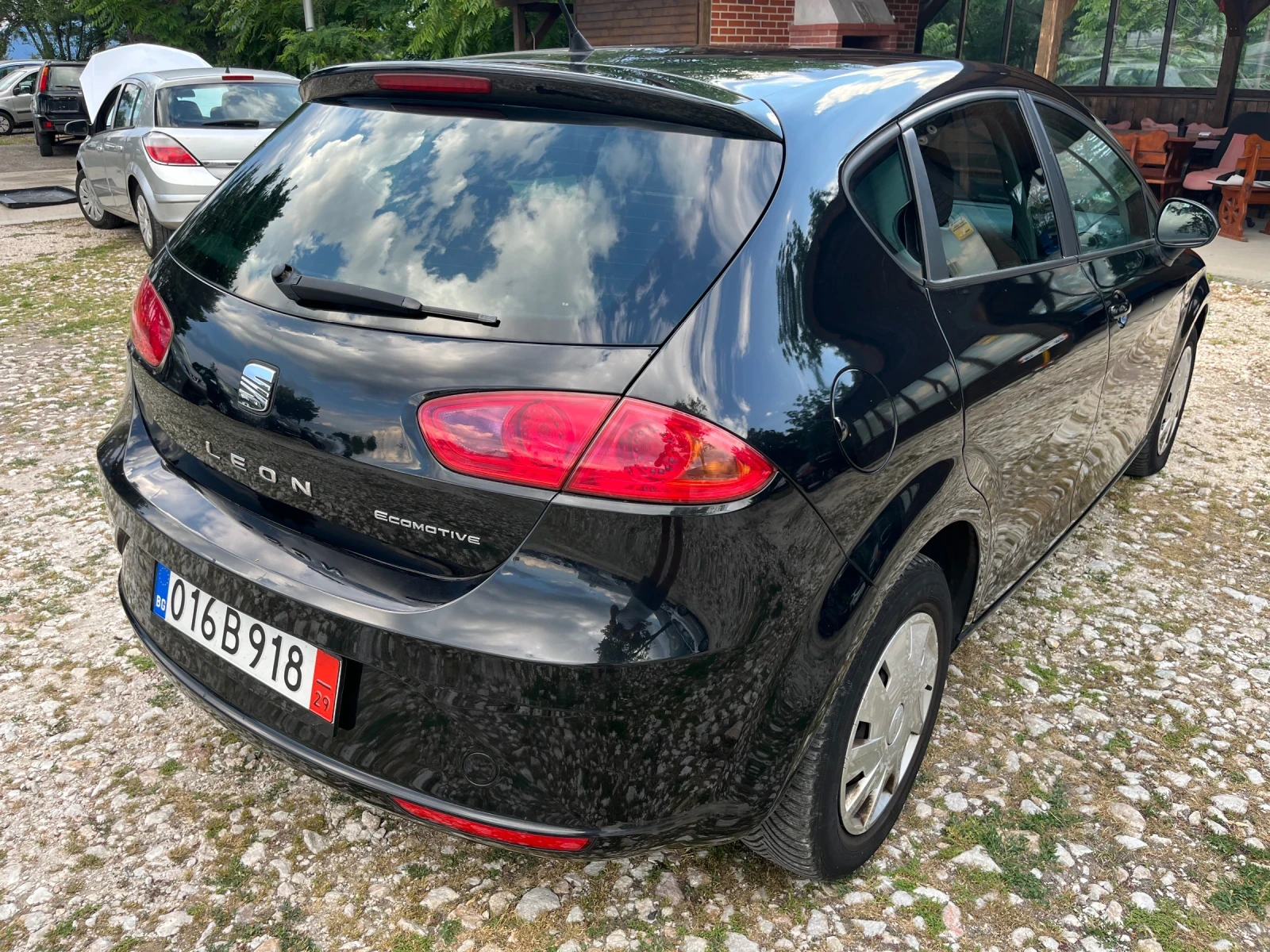 Seat Leon Facelift Ecomotive, снимка 4 - Автомобили и джипове - 55002874