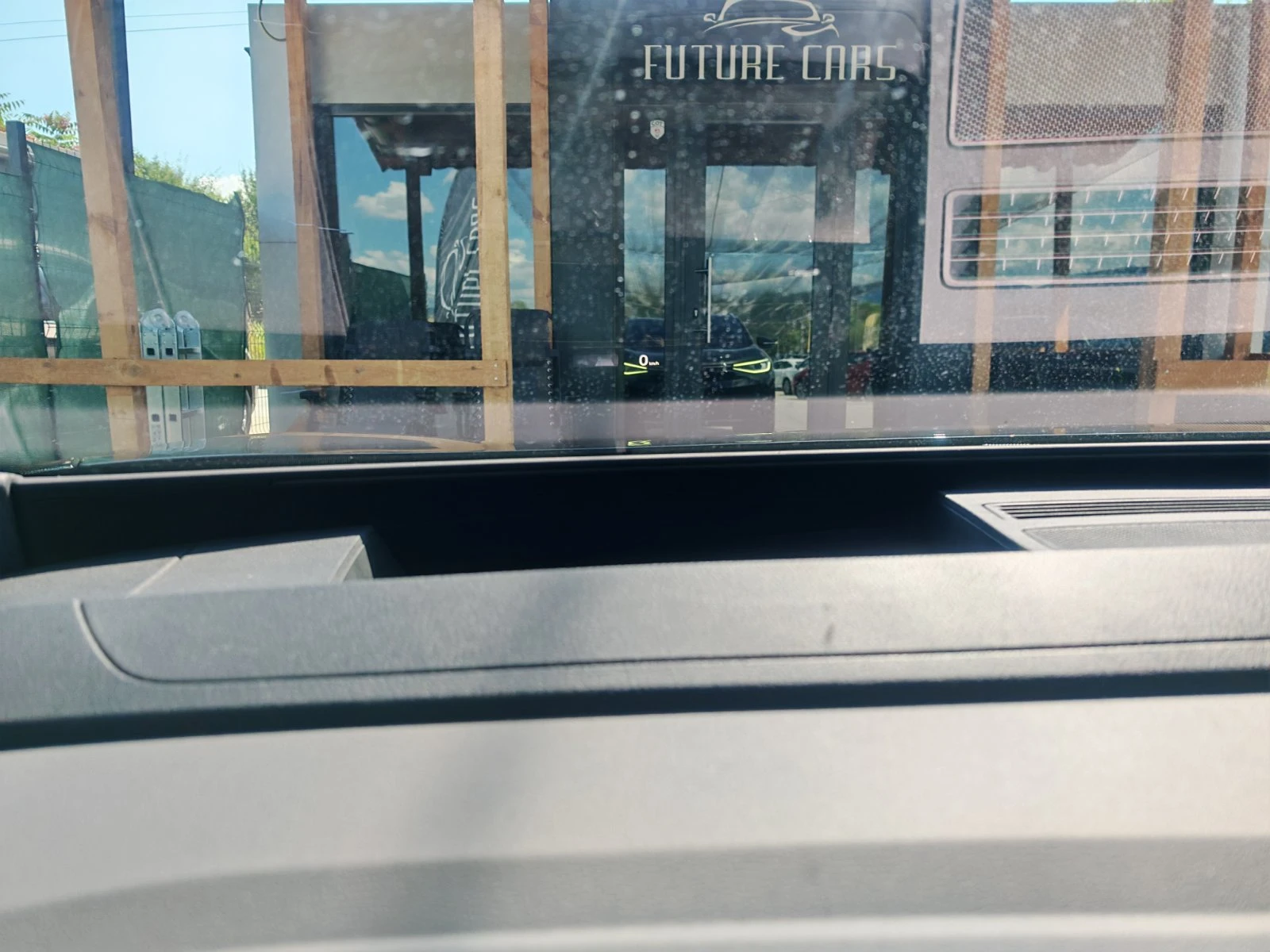 VW ID.4 82KWh 1ST MAX/PANO/HEADUP/ПАМЕТ/360CAM/SOH93%, снимка 12 - Автомобили и джипове - 55048914