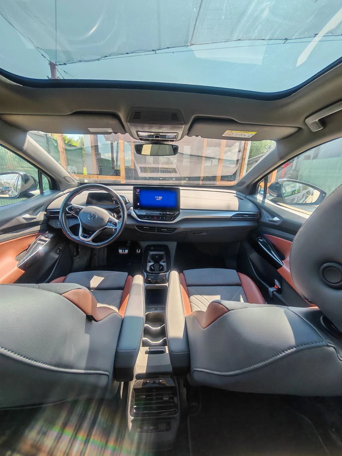 VW ID.4 82KWh 1ST MAX/PANO/HEADUP/ПАМЕТ/360CAM/SOH93%, снимка 11 - Автомобили и джипове - 55048914