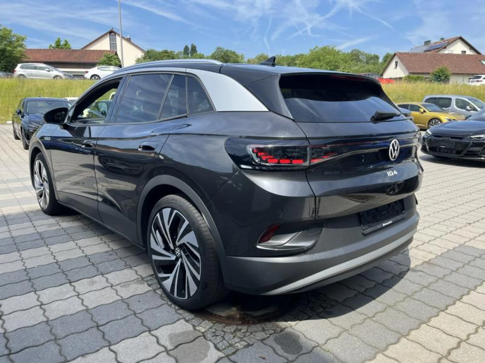 VW ID.4 82KWh 1ST MAX/PANO/HEADUP/ПАМЕТ/360CAM/SOH93%, снимка 5 - Автомобили и джипове - 55048914
