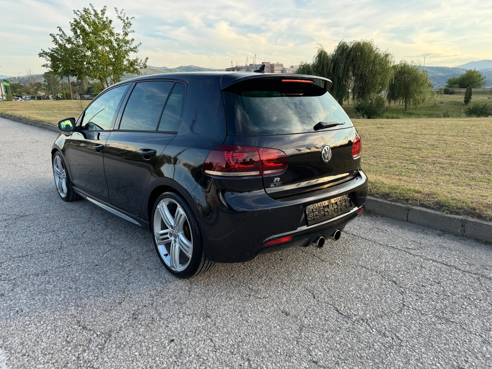 VW Golf Golf R 4x4 DSG Top, снимка 3 - Автомобили и джипове - 55179893