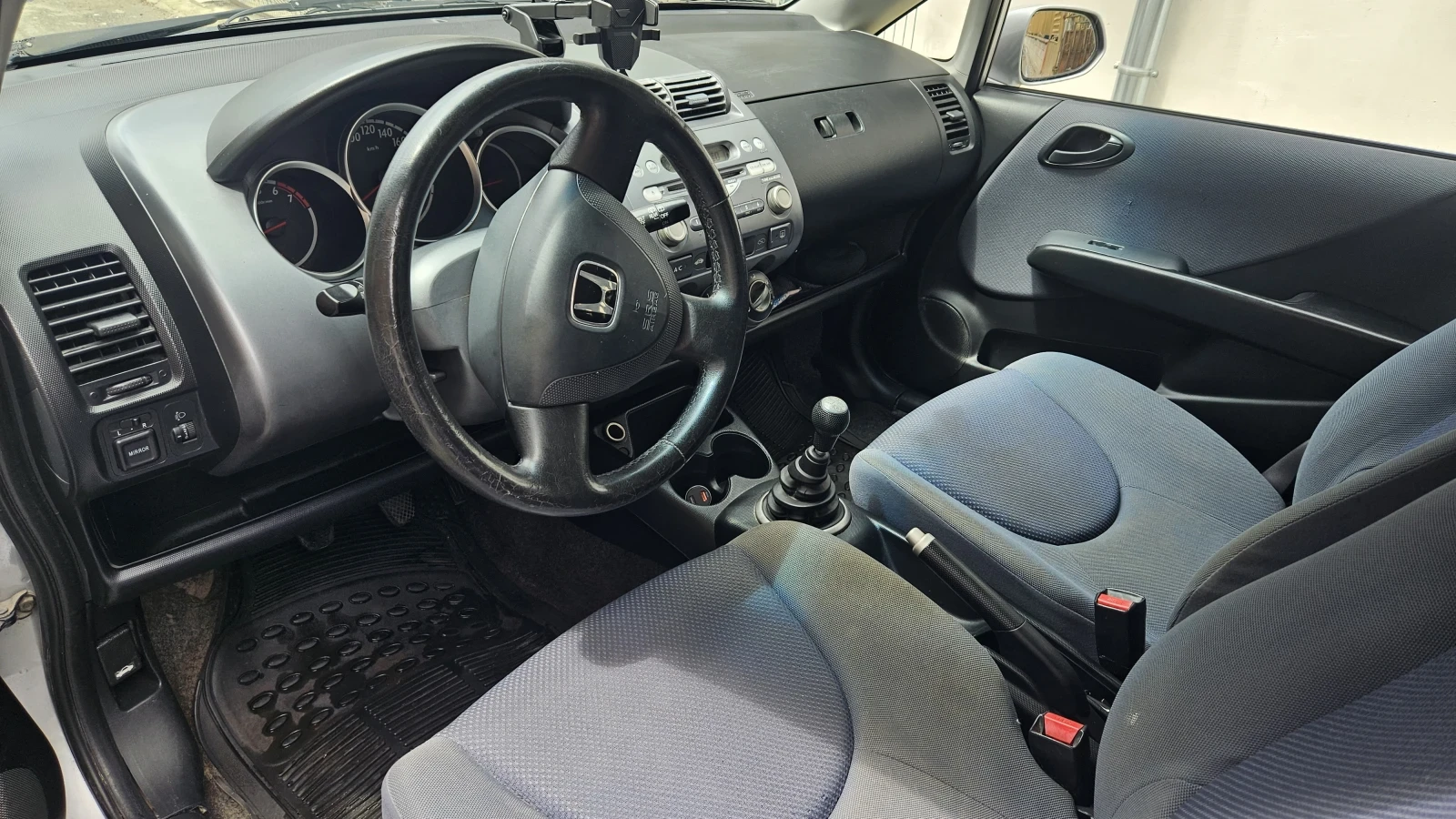 Honda Jazz, снимка 3 - Автомобили и джипове - 55285937
