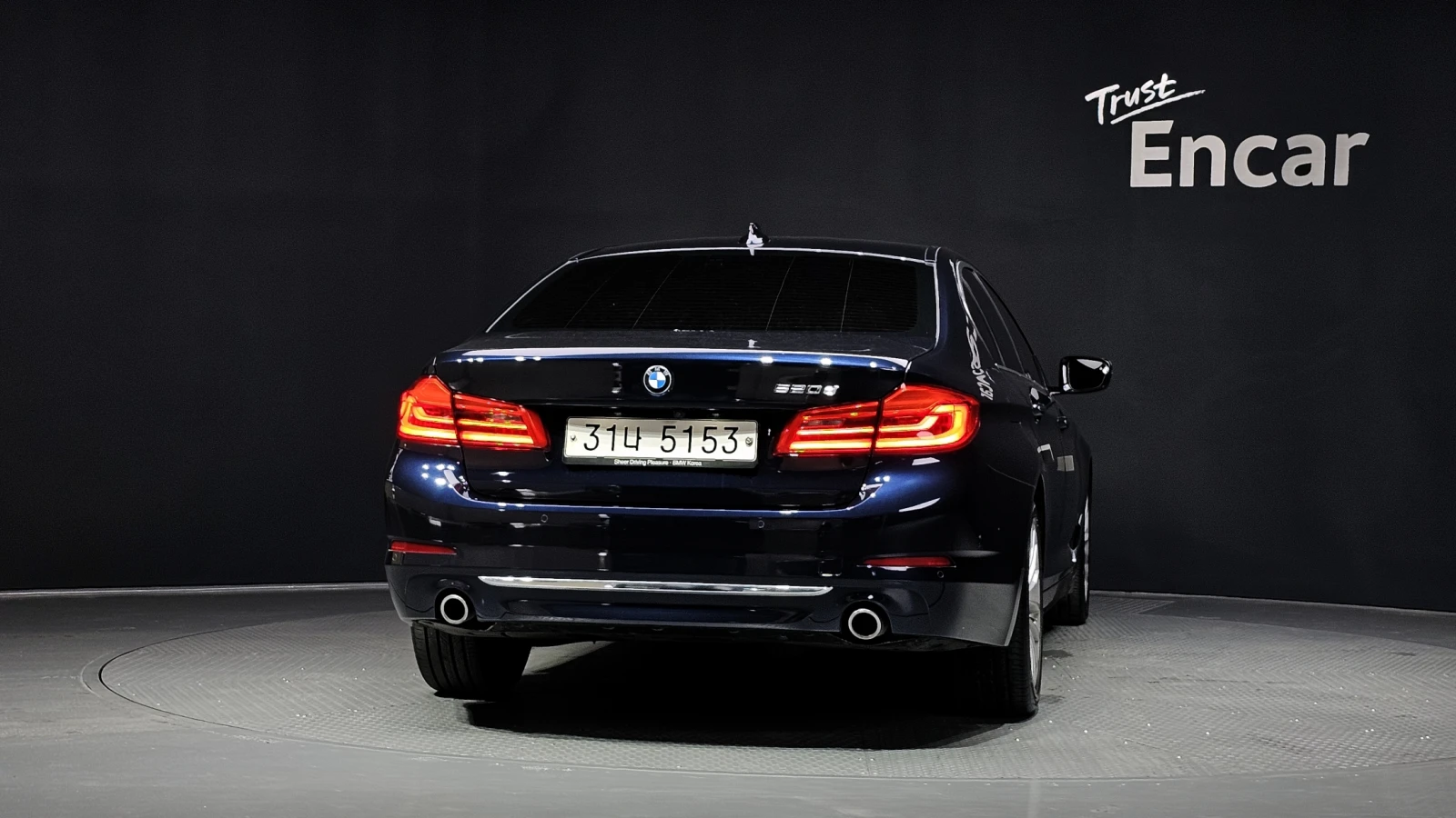 BMW 520, снимка 3 - Автомобили и джипове - 55467384