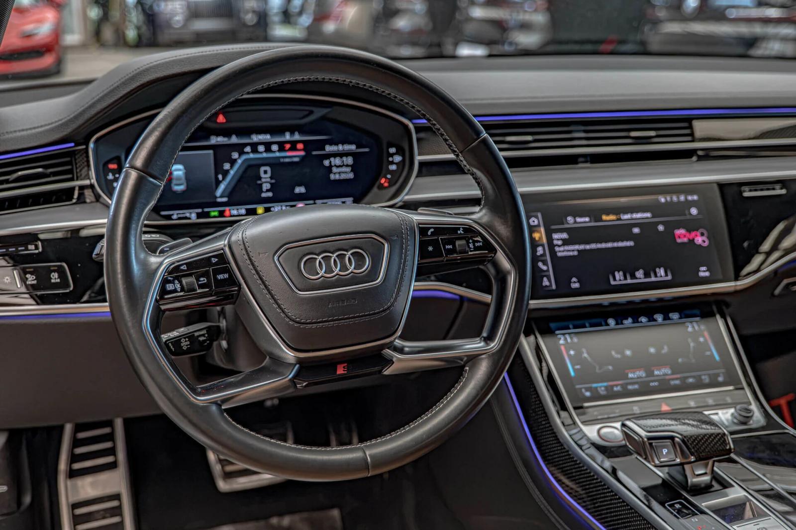 Audi S8 4.0TFSI/Bang&Olufsen/Карбон/Quattro/Обдухване/Каме, снимка 10 - Автомобили и джипове - 55611108