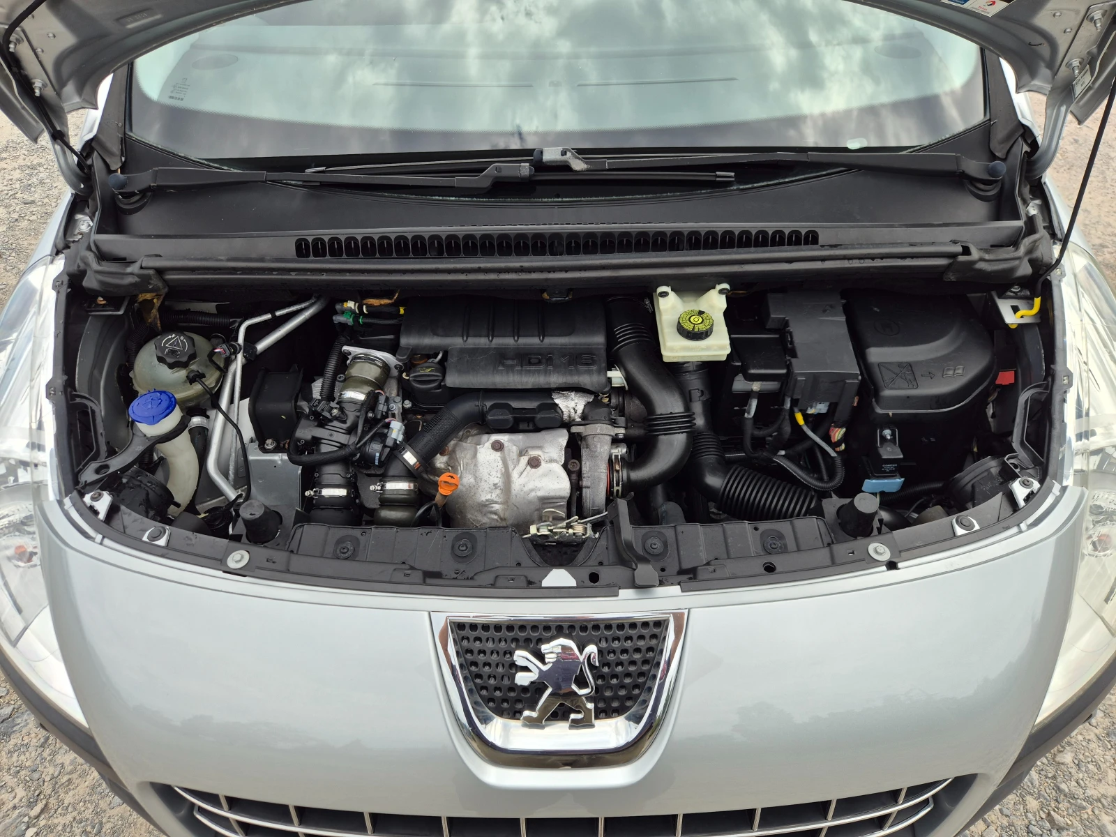 Peugeot 3008 1.6HDI 109кс, снимка 15 - Автомобили и джипове - 55654308