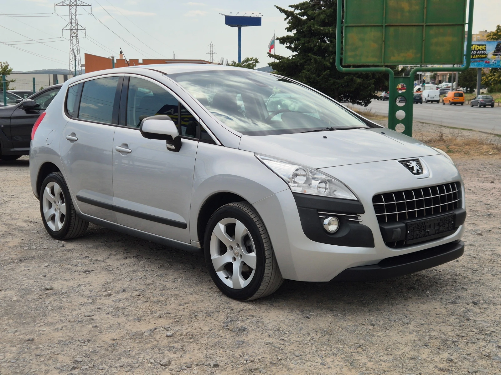 Peugeot 3008 1.6HDI 109кс, снимка 6 - Автомобили и джипове - 55654308
